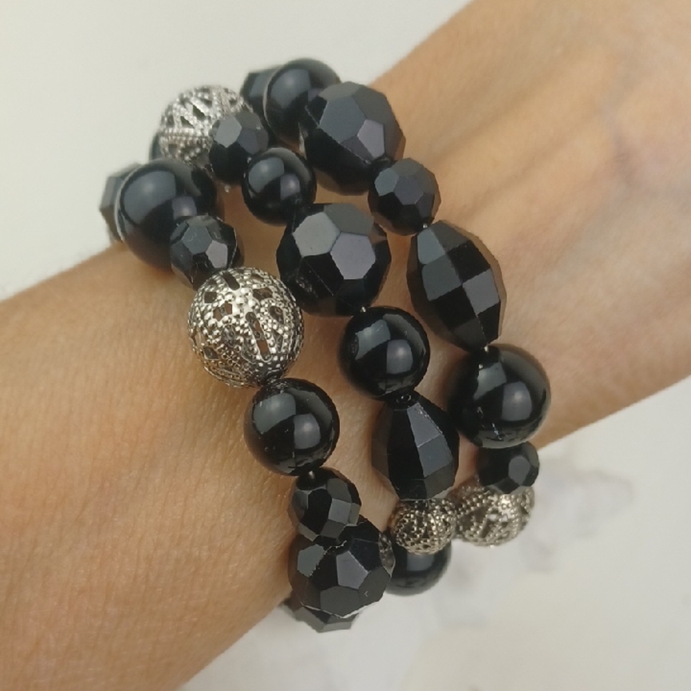 Boho Chic Black and Silver Beaded Wrap Bracelet Like New!